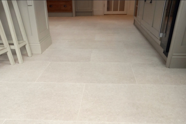 Porcelain Floor Cleaning and Restoration